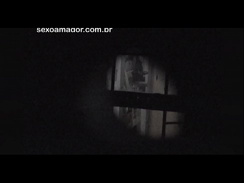 ❤️ Blondie dirakam video secara rahsia oleh intip kawasan kejiranan yang tersembunyi di sebalik batu bata kosong ️ Video persetan di lucah ms.serviporno.ru ❌️